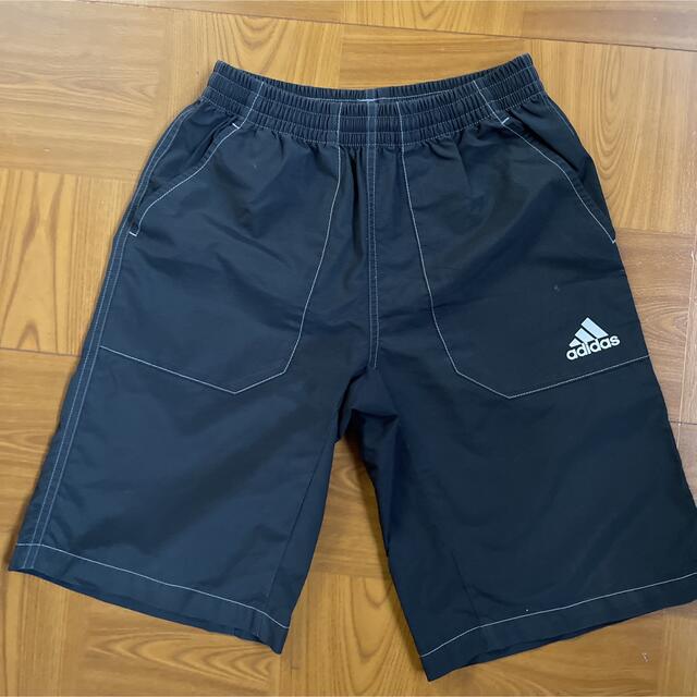 adidas(アディダス)の子供服　adidas 半ズボン　140センチ キッズ/ベビー/マタニティのキッズ服男の子用(90cm~)(パンツ/スパッツ)の商品写真