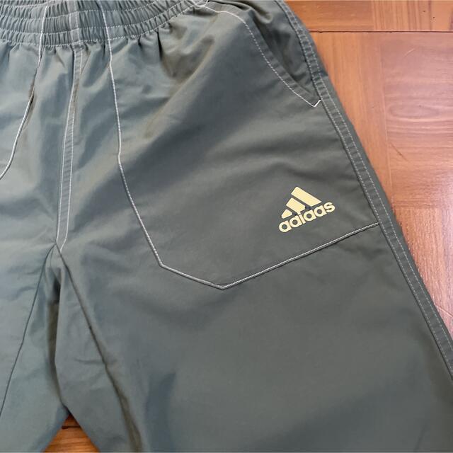 adidas(アディダス)の子供服　adidas 半ズボン　140センチ キッズ/ベビー/マタニティのキッズ服男の子用(90cm~)(パンツ/スパッツ)の商品写真