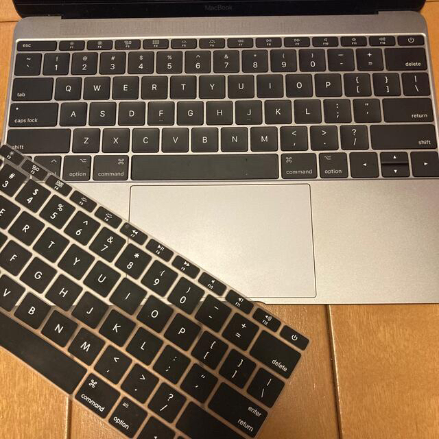 超人気 Apple カバー付 USキーボード 512G 12インチ (美品)Macbook 超人気 Apple カバー付 USキーボード 512G 12インチ (美品)Macbook