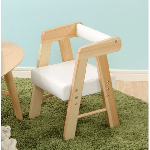 ロータイプ子供椅子　キッズチェア　高さ調整可能　合成皮革ホワイト張地 | フリマアプリ ラクマ
