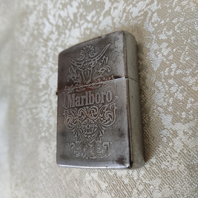 ZIPPO(ジッポー)のマルボロ　Marlboro　懸賞品　ジッポー メンズのファッション小物(タバコグッズ)の商品写真