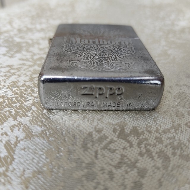 ZIPPO(ジッポー)のマルボロ　Marlboro　懸賞品　ジッポー メンズのファッション小物(タバコグッズ)の商品写真