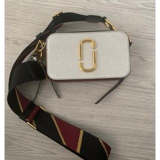 マークバイマークジェイコブス(MARC BY MARC JACOBS)の【美品】マークジェイコブス/カメラバッグ(ショルダーバッグ)