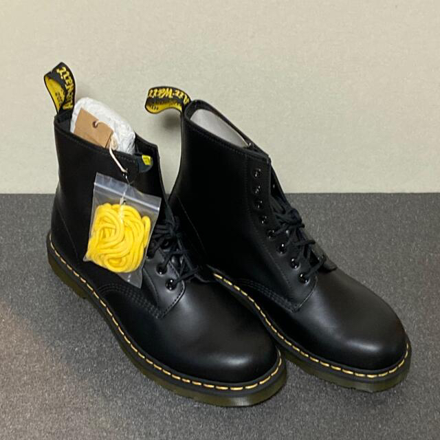 Dr.Martens(ドクターマーチン)の【新品未使用】ドクターマーチン　8ホール　29センチ Dr.MARTENS メンズの靴/シューズ(ブーツ)の商品写真