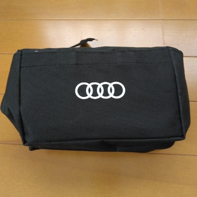 AUDI(アウディ)のAudi　レジバック　保冷温用 レディースのバッグ(エコバッグ)の商品写真