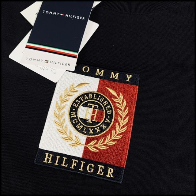 TOMMY HILFIGER(トミーヒルフィガー)のアイコンバッジTシャツ　北村匠海 着用商品 TOMMY×TAKUMI ブラックL メンズのトップス(Tシャツ/カットソー(半袖/袖なし))の商品写真