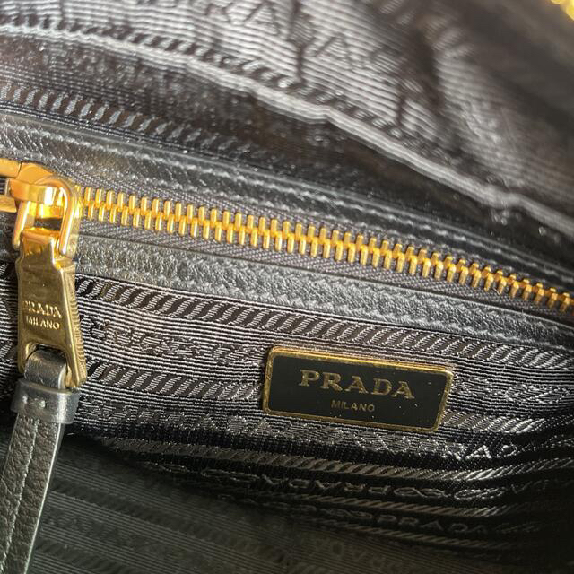 PRADA(プラダ)のPRADA プラダ　ショルダーバッグ レディースのバッグ(ショルダーバッグ)の商品写真