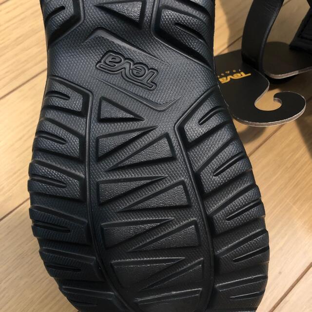 Teva(テバ)の【新品】teva サンダル 24cm ブラック   レディースの靴/シューズ(サンダル)の商品写真