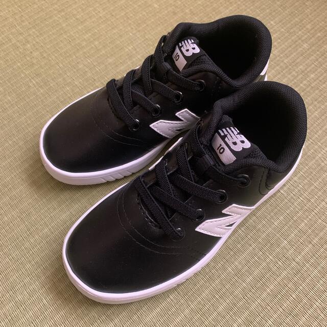 New Balance(ニューバランス)のニューバランス  スニーカー　新品未使用 キッズ/ベビー/マタニティのキッズ靴/シューズ(15cm~)(スニーカー)の商品写真