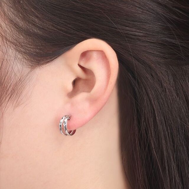 JEWELRY TSUTSUMI - ピアス ☆フープピアス K10 ホワイトゴールド