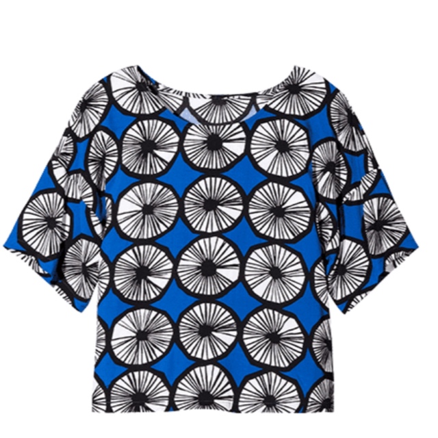 marimekko(マリメッコ)のトップス Tシャツ マリメッコ marimekko トップス 日本未発売 希少 レディースのトップス(シャツ/ブラウス(半袖/袖なし))の商品写真