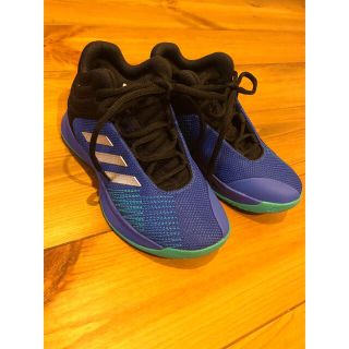 アディダス(adidas)のadidasシューズ(スニーカー)