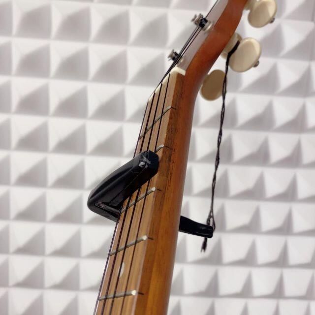 ウクレレ専用 カポ カポタスト ブラック軽量 小さめ コンパクト 楽器のウクレレ(その他)の商品写真