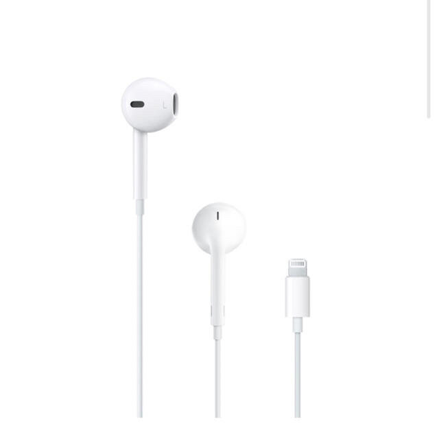 Apple(アップル)の週末限定SALE♪新品未使用☆Apple アップル 純正イヤホン EarPods スマホ/家電/カメラのスマホアクセサリー(ストラップ/イヤホンジャック)の商品写真