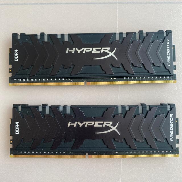 【ジャンク】HYPER X PReDaTOR DDR4 3200 RGB スマホ/家電/カメラのPC/タブレット(PCパーツ)の商品写真