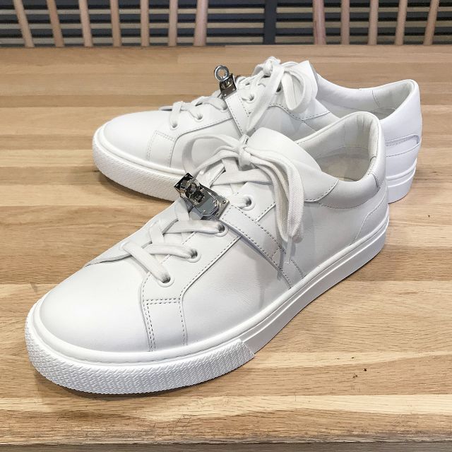 HERMES - 新品同様 エルメス デイ スニーカー ケリーバックル カーフ ホワイト 39 白