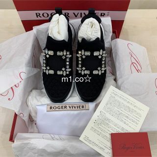 ROGER VIVIER - 美品 ロジェヴィヴィエ ☆ ヴィヴラン ブラックの通販