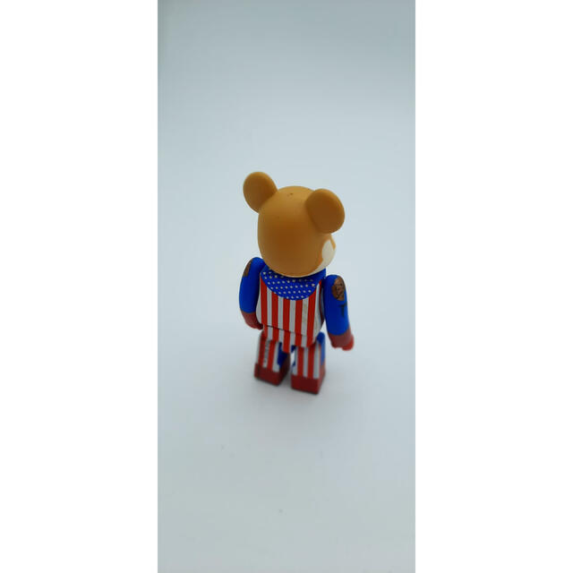 MEDICOM TOY(メディコムトイ)のBe@Rbrick -Homelander (The Boys) エンタメ/ホビーのおもちゃ/ぬいぐるみ(キャラクターグッズ)の商品写真