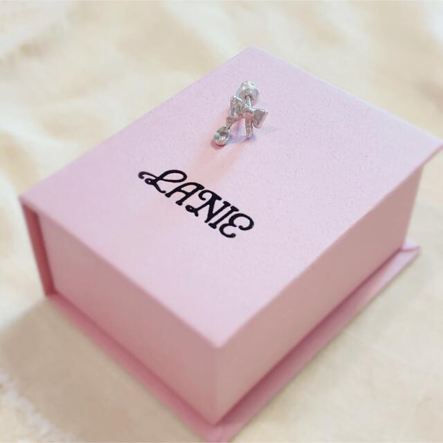 LANIE ribbone雫ピアス 4