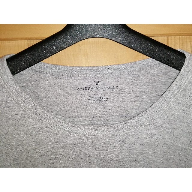 American Eagle(アメリカンイーグル)の美品　サイズM American eagle リブ袖Tシャツ メンズのトップス(Tシャツ/カットソー(半袖/袖なし))の商品写真