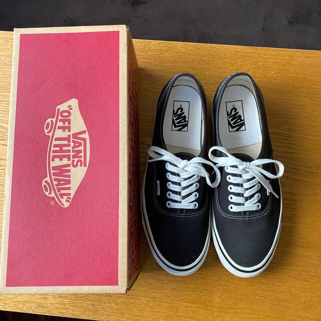 新品　VANS USモデル　オーセンティック　スニーカー　ブラック　US10