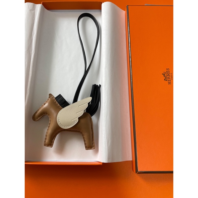 新品未使用✨レア✨新色 HERMES エルメス ロデオチャーム PM