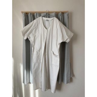 白い半袖のロングシャツ•ワンピース(シャツ/ブラウス(半袖/袖なし))