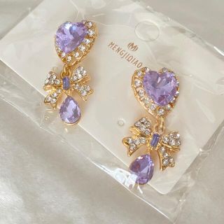 韓国可愛い　リボンピアス　ゴールドアクセサリー(ピアス)