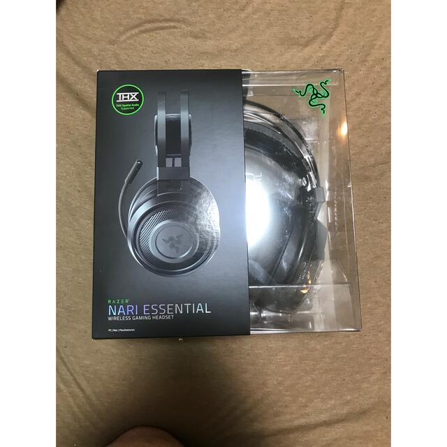 Razer NARI essential