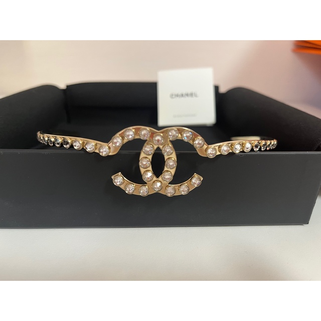 最旬ダウン CHANEL シャネルのカチューシャ♡ CHANEL - カチューシャ