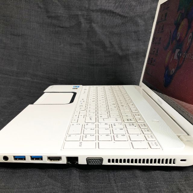 東芝 - 中古☆TOSHIBA ノートパソコン T552/47GWの通販 by ラリちゃん