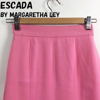 エスカーダ(ESCADA)の【人気】エスカーダ バイ マルガレッタレイ 膝丈 スカート 裏地あり サイズ36(ひざ丈スカート)