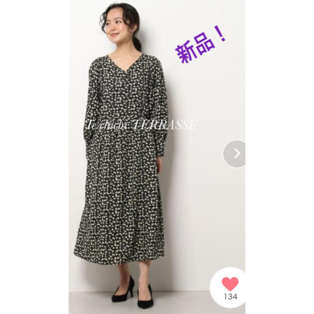 新品！未使用品！★極美品★テチチテラス　ドット花柄Vネックワンピース 1