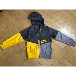 ナイキ(NIKE)のナイキ NIKE パーカー 140(Ｓ)サイズ ☆超オススメ☆(ジャケット/上着)