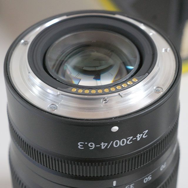 Nikon(ニコン)のNikon (ニコン) Z5 24-200 レンズキット スマホ/家電/カメラのカメラ(ミラーレス一眼)の商品写真