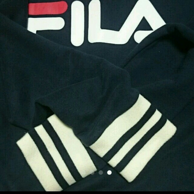 E hyphen world gallery(イーハイフンワールドギャラリー)の"FILA" ロゴトレーナー レディースのトップス(トレーナー/スウェット)の商品写真