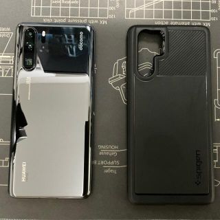 エヌティティドコモ(NTTdocomo)のHuawei P30Pro/Kirin980/6GB/128GB ケース付き(スマートフォン本体)