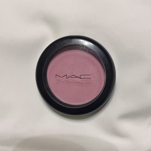 MAC(マック)のM•A•C パウダーブラッシュ ウェルドレスト コスメ/美容のベースメイク/化粧品(チーク)の商品写真