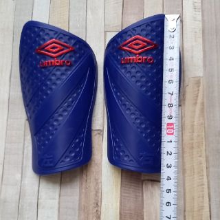 アンブロ(UMBRO)のumbro　レガース　すね当て　キッズ　アンブロ(その他)