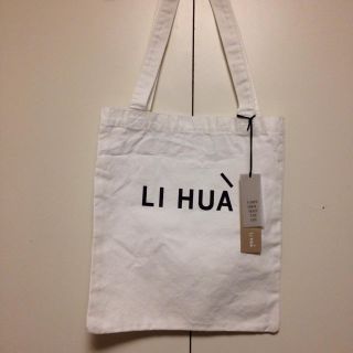 リーファー(LI HUÀ)の希少！新品LI HUAロゴトートバッグ(トートバッグ)