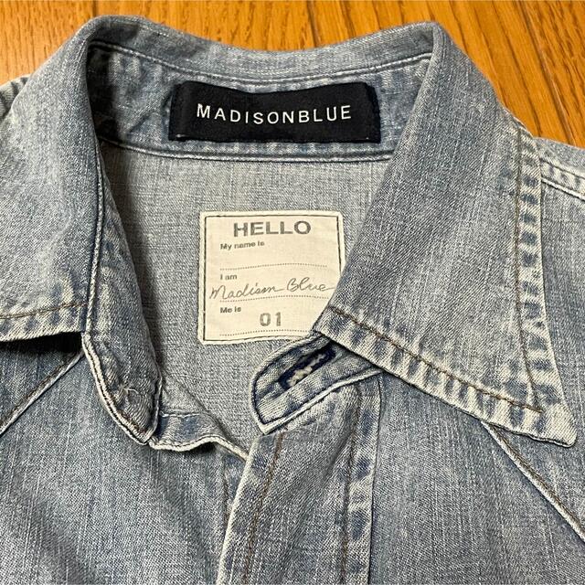 MADISONBLUE(マディソンブルー)のマディソンブルー　デニムシャツ レディースのトップス(シャツ/ブラウス(長袖/七分))の商品写真