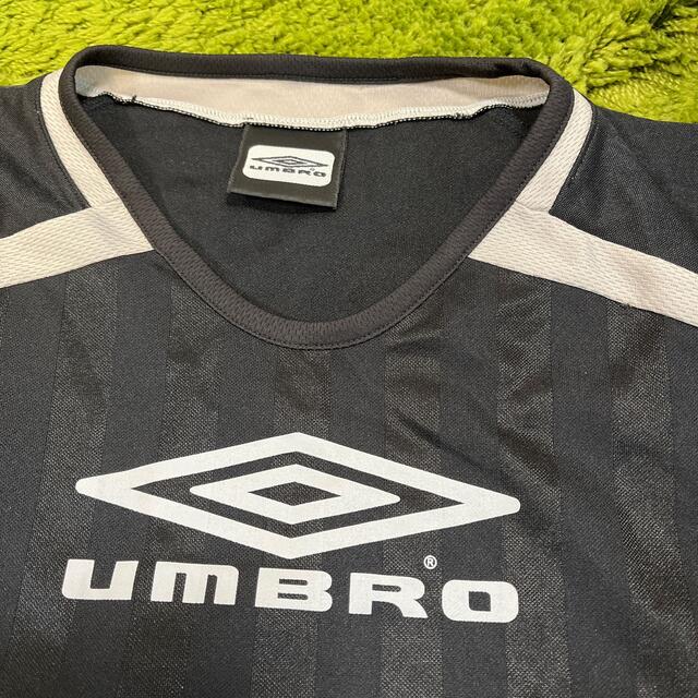 UMBRO ブラック✖️グレーTシャツメンズSサイズ メンズのトップス(Tシャツ/カットソー(半袖/袖なし))の商品写真