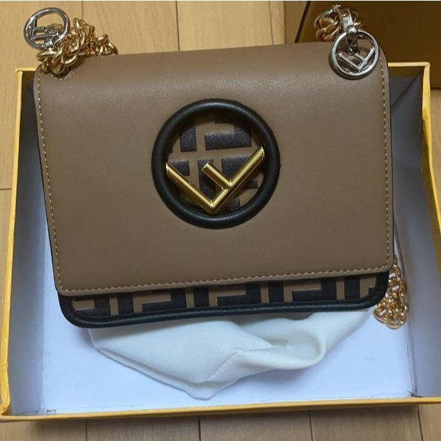 ショルダー FENDI - フェンディ キャナイ ズッカ柄 チェーン