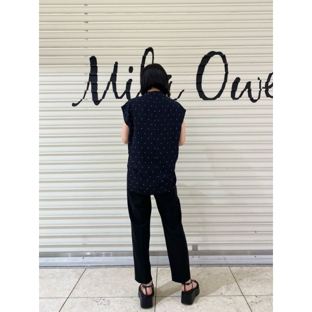 Mila Owen - フレンチスリーブシャツカーブボウタイブラウス　ドット　０ Mila Owen - フレンチスリーブシャツカーブボウタイブラウス