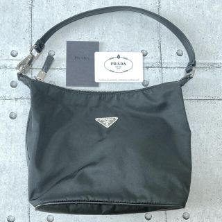 プラダ(PRADA)の【美品】PRADA プラダ ショルダーバッグ 保証書付 外出に便利 黒 ブラック(ショルダーバッグ)