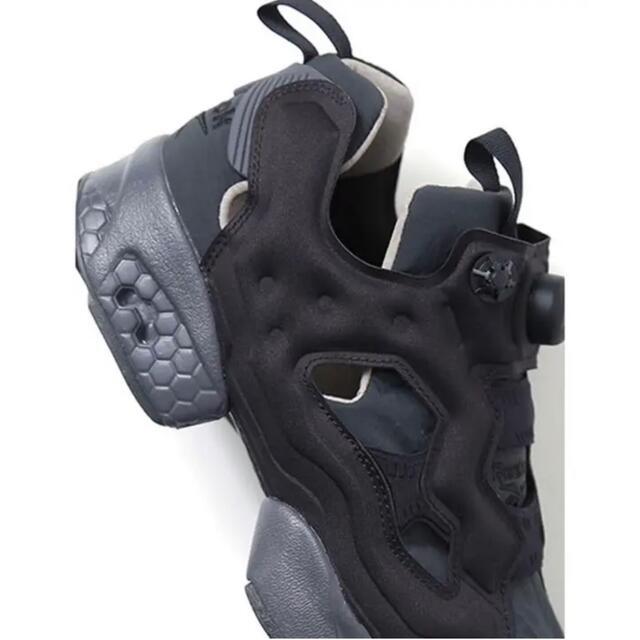 Reebok(リーボック)のReebok emmi ポンプフューリー レディースの靴/シューズ(スニーカー)の商品写真