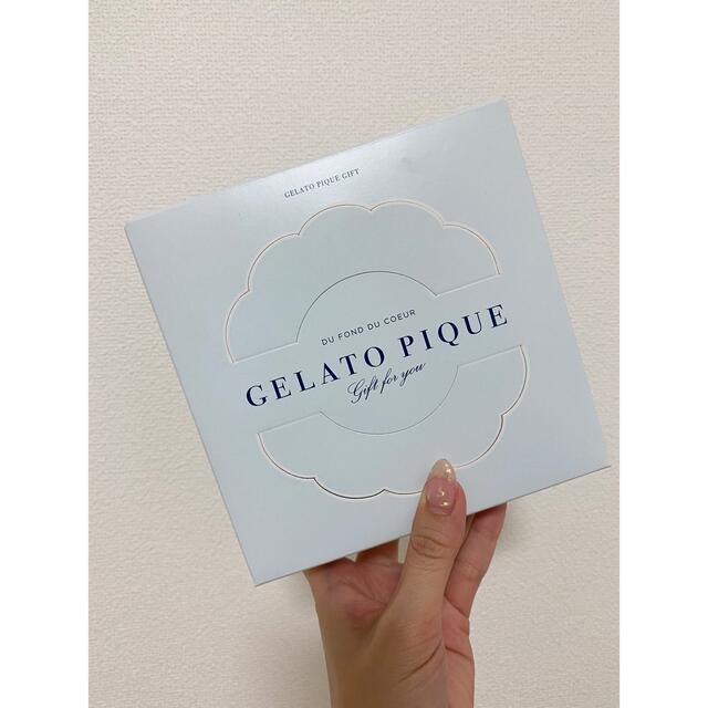 gelato pique(ジェラートピケ)の新品未使用gelatopiqueジェラートピケハンドタオルギフトセット白ネイビー レディースのファッション小物(ハンカチ)の商品写真