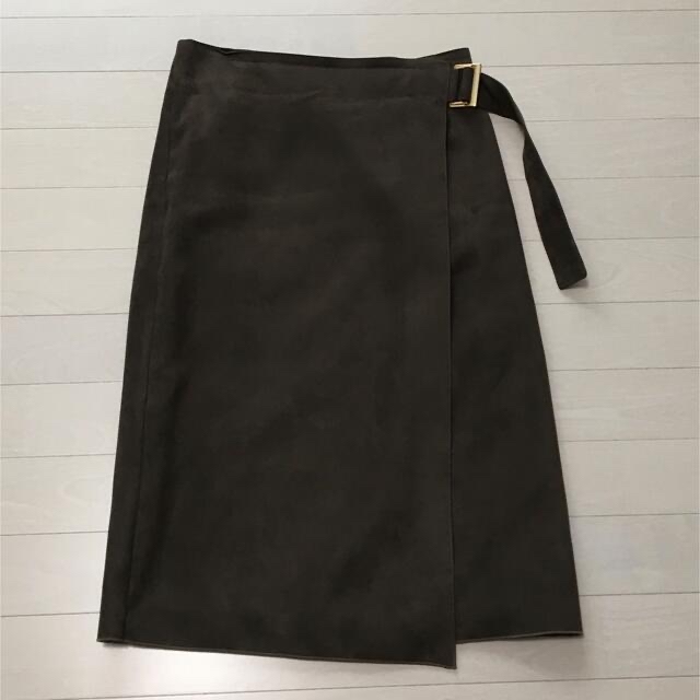 LOUNIE(ルーニィ)のピーチスキンラップスカート レディースのスカート(ひざ丈スカート)の商品写真
