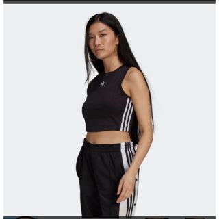 アディダス(adidas)のアディダス　クロップド丈タンクトップ(タンクトップ)