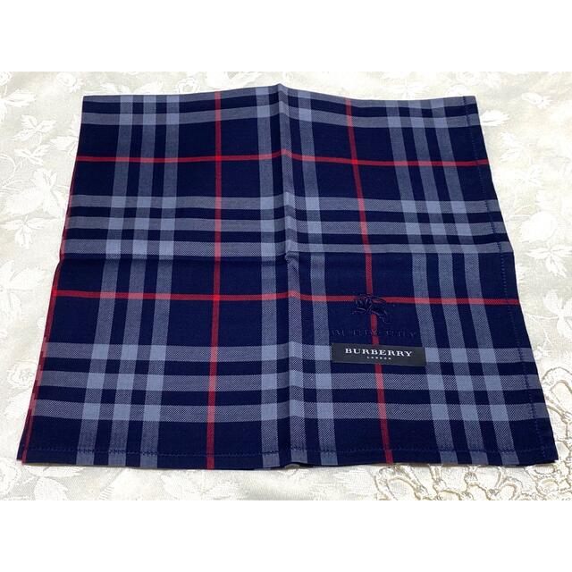 BURBERRY(バーバリー)の✴︎新品未使用✴︎Burberry✴︎ハンカチ ネイビーノバチェック メンズのファッション小物(ハンカチ/ポケットチーフ)の商品写真